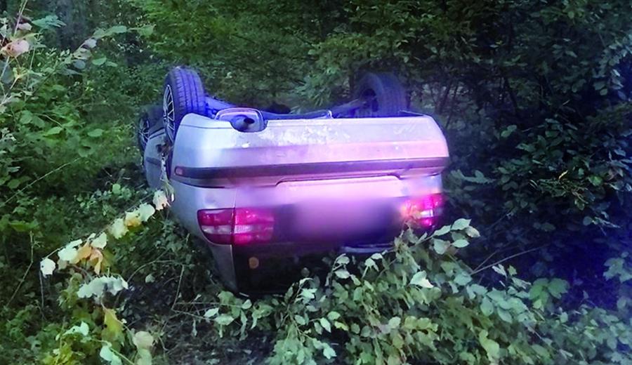 [W najnowszej GR] Ksiądz rozbił auto i uciekł. Miał dwa promile