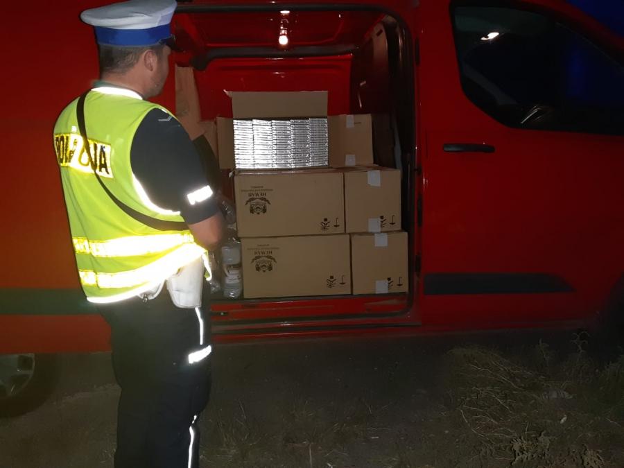 35-latek ze Śląska przypadkowo wpadł z tytoniową kontrabandą