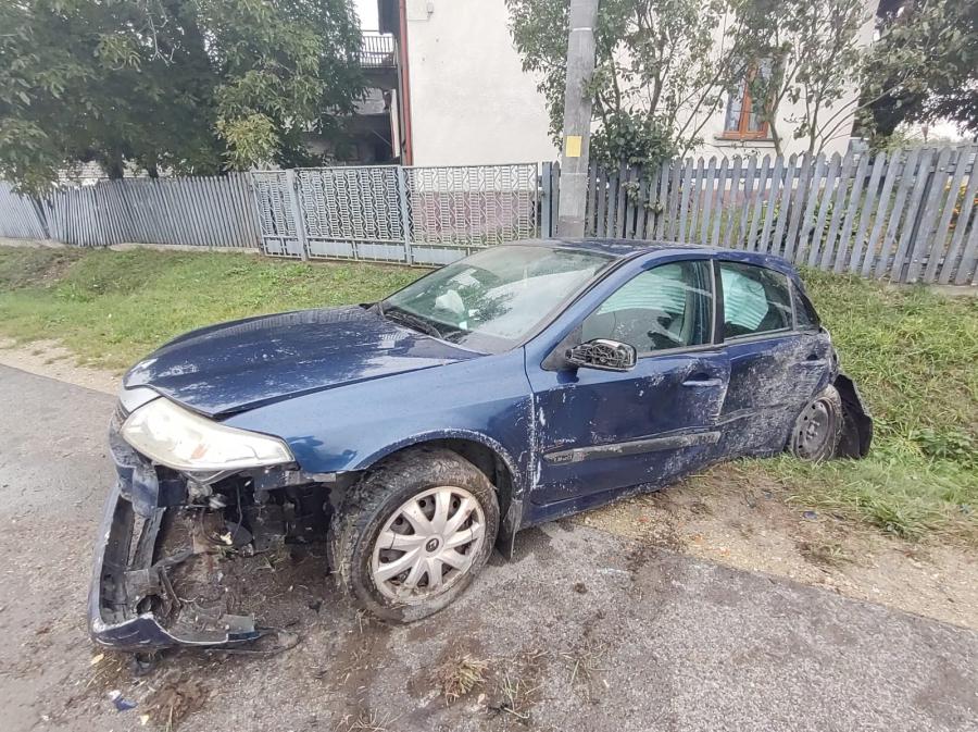 62-latek po pijanemu wjechał do rowu. Nic mu się nie stało. Miał dwa promile