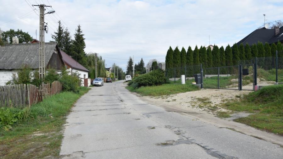 Ponad dekadę mieszkańcy czekali na remont Starej Drogi