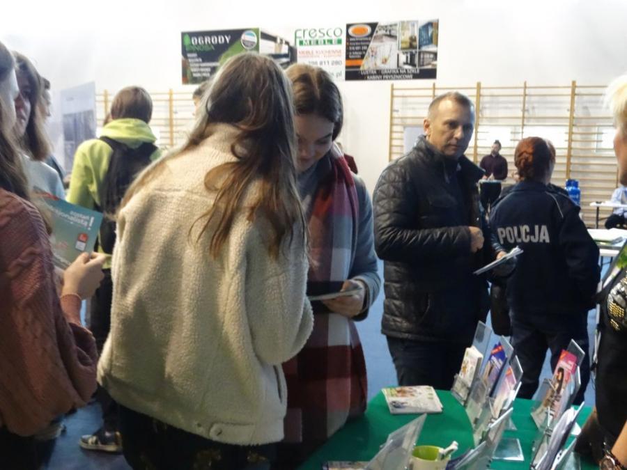 Ile kosztuje aktywizacja bezrobotnych? Nawet 283 tys. zł za osobę