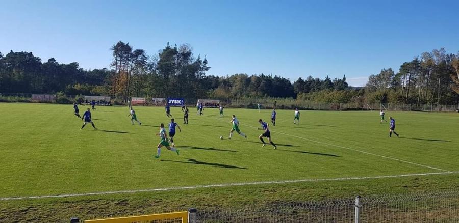 [Piłka nożna] Mecze naszych drużyn: hattrick Mateusza Kempskiego [tabele, wyborcza]