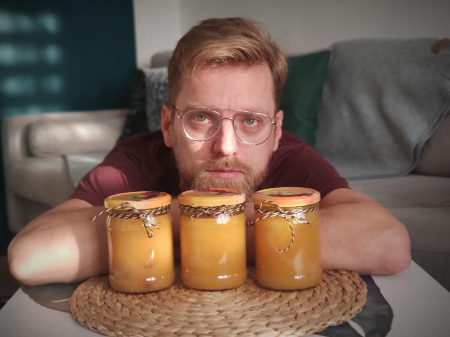Kucharski na kwarantannie [Dziennik]: Zrobić wam zakupy? To zdanie poprawia humor