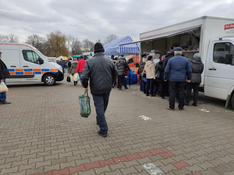 Powstał rządowy projekt zawieszenia opłaty targowej na przyszły rok