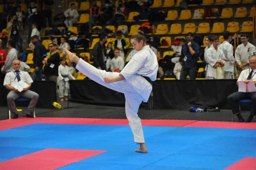 [Karate] Weronika Mazur zdobyła pierwszy złoty medal jako seniorka