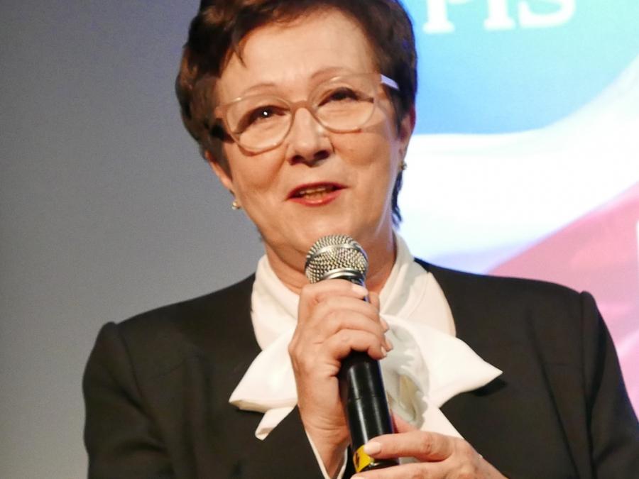 Polityczne zwierze czy polityczny potwór? O co gra Anna Milczanowska
