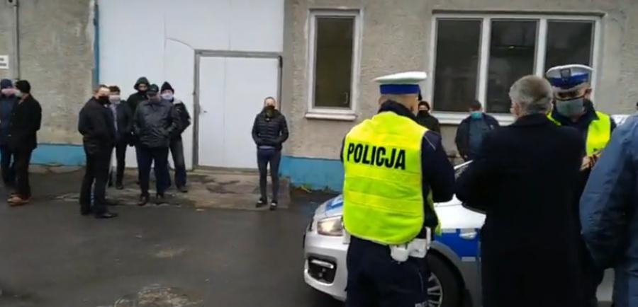 Członkowie OSM Radomsko blokują zakład w Nowym Targu. „To miejsce naszych ojców