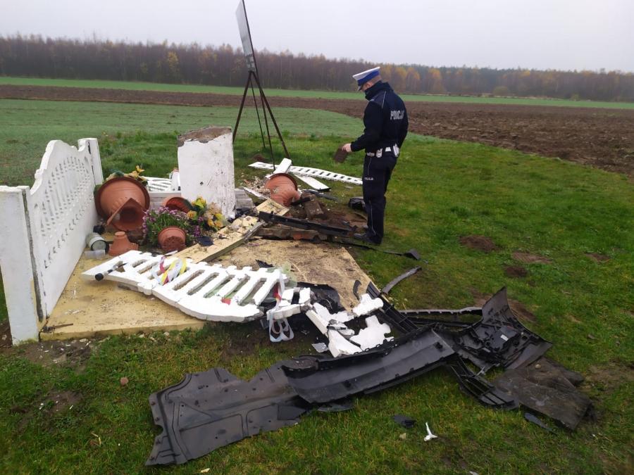 Powiedział policjantom, że wypił zanim pojechał do sklepu i zniszczył kapliczkę