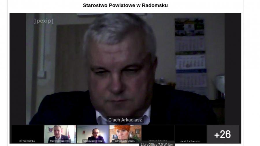 Radni powiatowi przeciw uchwale upamiętniającej mord Żydów w Przedborzu