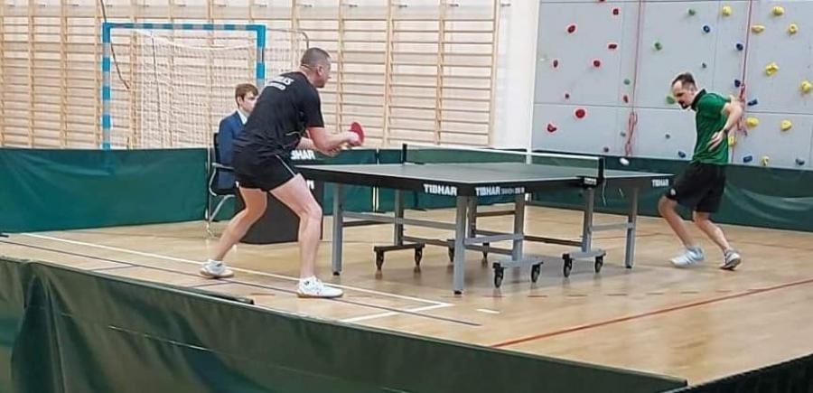 [Tenis stołowy] Remis tenisistów UMLKS z liderem z Makowa. Wyniki i tabele