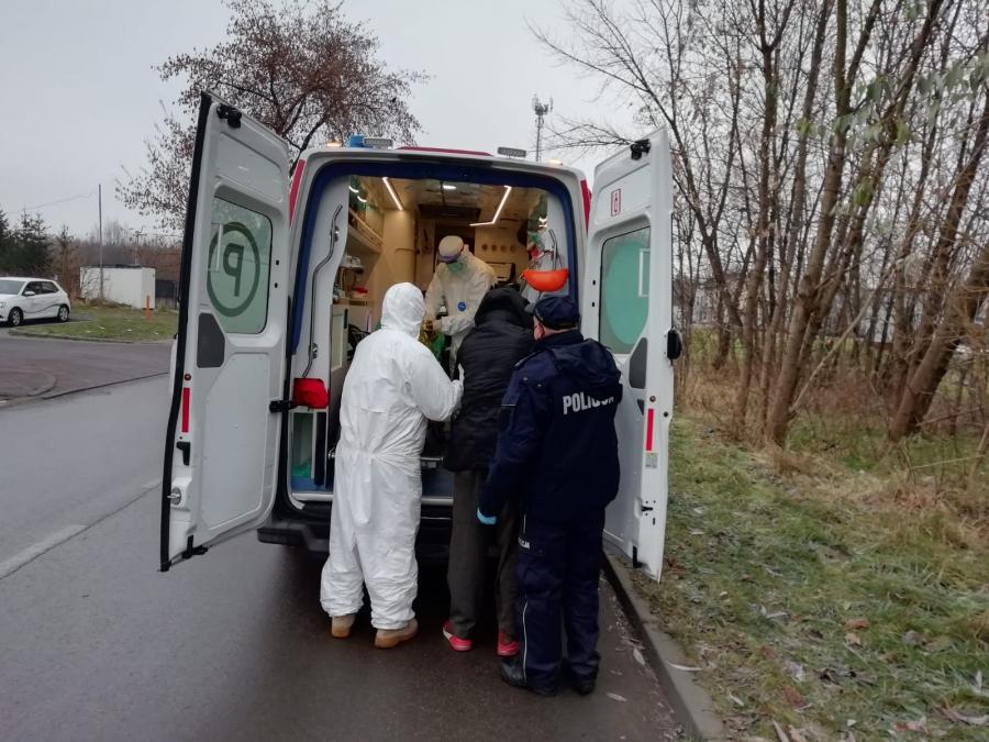 Policjanci i pracownicy socjalni: mróz jest śmiertelnie groźny dla osób bezdomnych