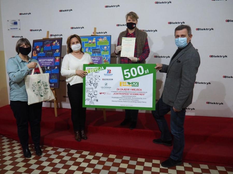 Szkoła w Kraszewicach zwyciężyła w konkursie na ilość zebranych elektroodpadów