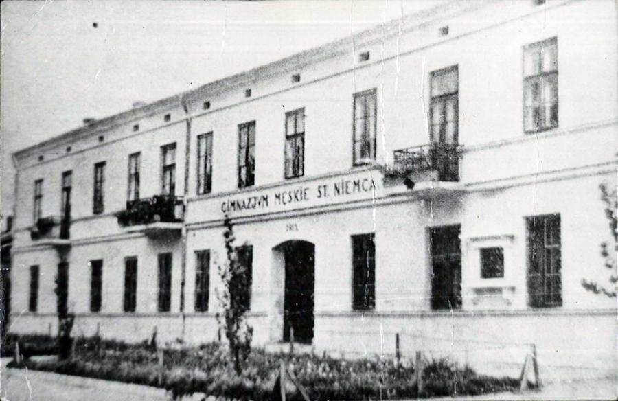 [Historia] „Zakopaliśmy ją w ogródku, aby bezpiecznie czekała na lepsze czasy
