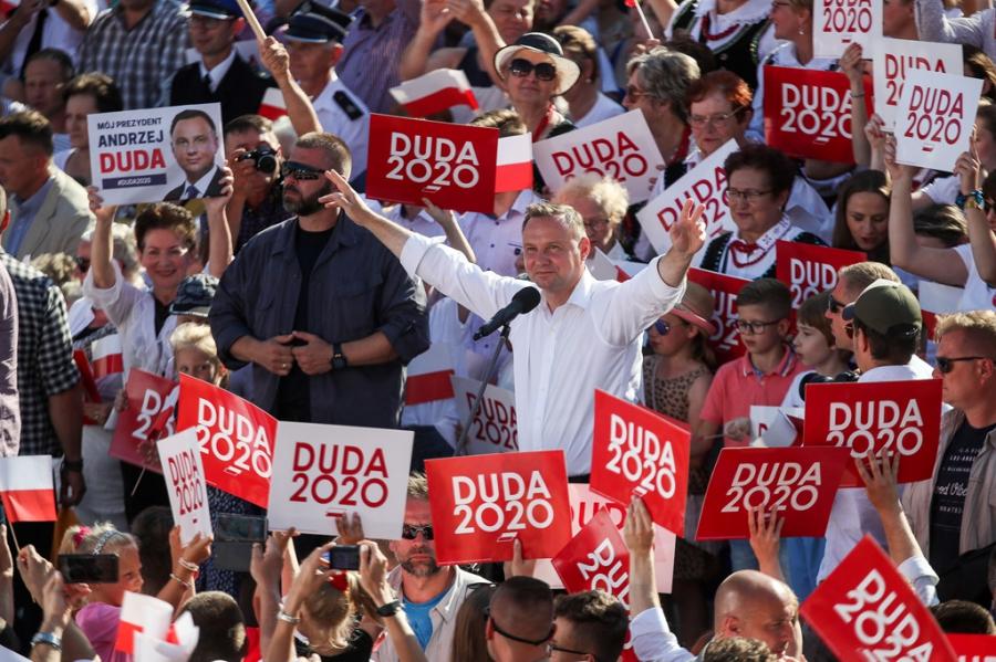 Pawlikowski: Społeczeństwo ma dużo woli wybaczania władzy. Nie tylko tej