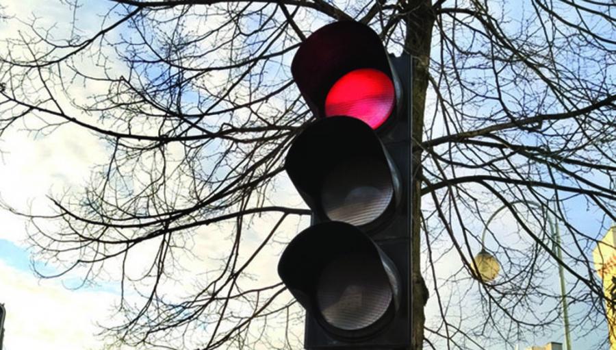 Praca dla swoich: „Żeby dostać robotę w samorządzie, ktoś cię musi wprowadzić