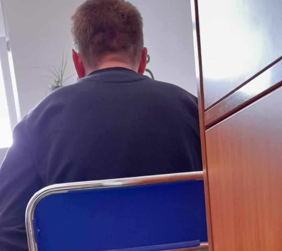 42-latek zadzwonił do komendy i powiedział, że w budynku… jest bomba