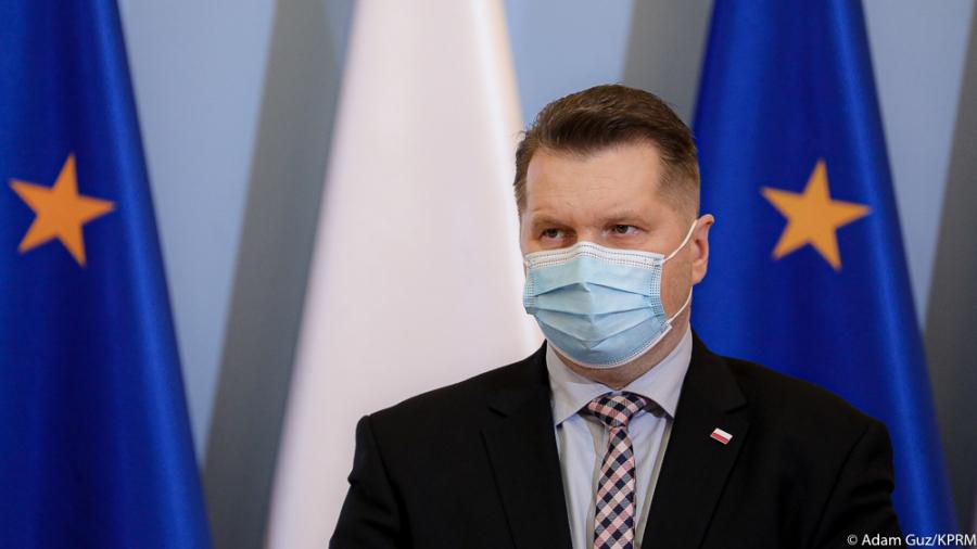 Nauka nadal w trybie zdalnym. Tylko klasy I - III kontynuują nauczanie stacjonarne