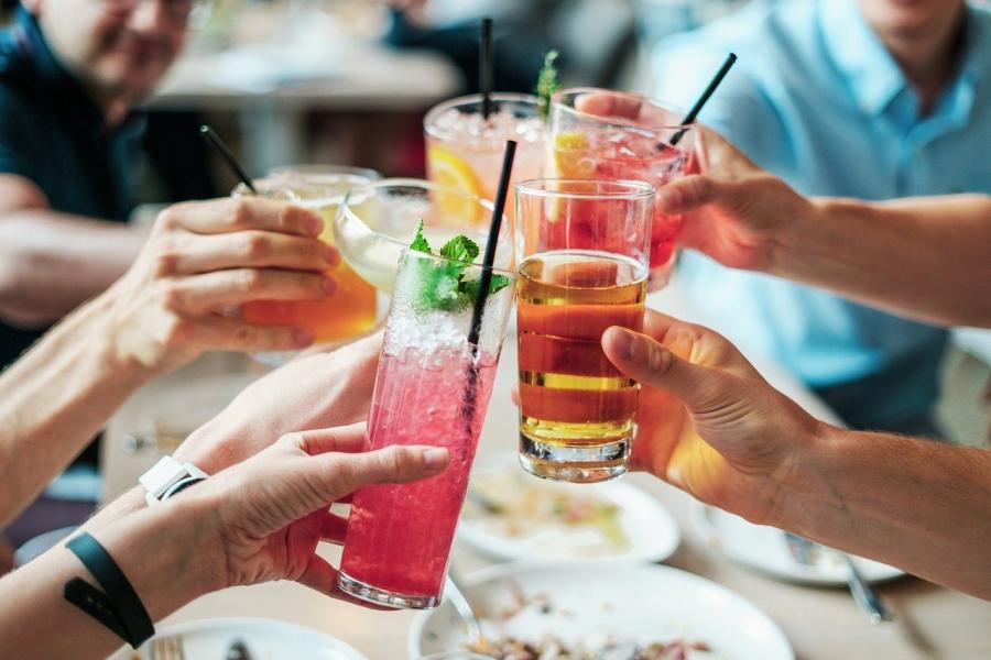Prezydent Ferenc: w tym roku zwolnimy restauratorów z koncesji na alkohol