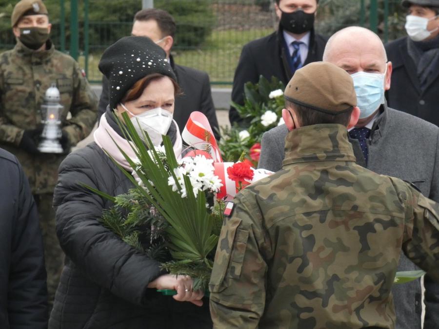 Cześć i chwała bohaterom! Narodowy Dzień Pamięci 