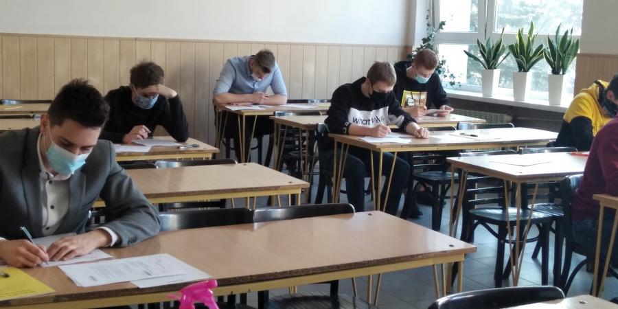 [FOTO] Nie pierwsze i nie ostatnie: próbne matury w radomszczańskich szkołach