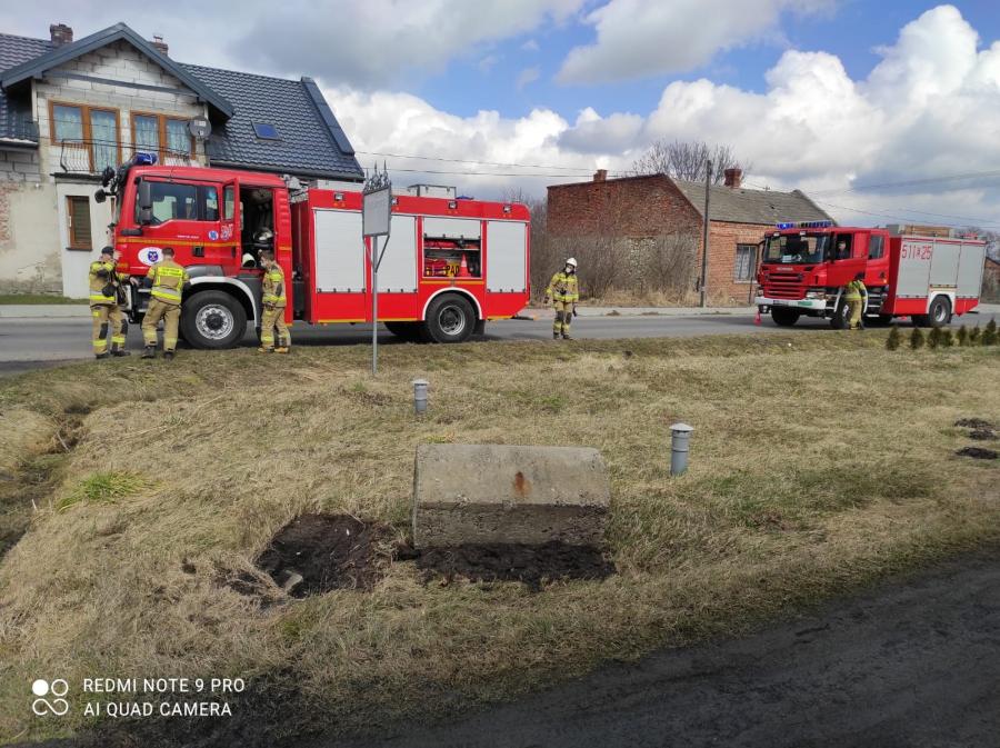 W domu w Pytowicach włączyła się czujka czadu. Strażacy sprawdzili pomieszczenia