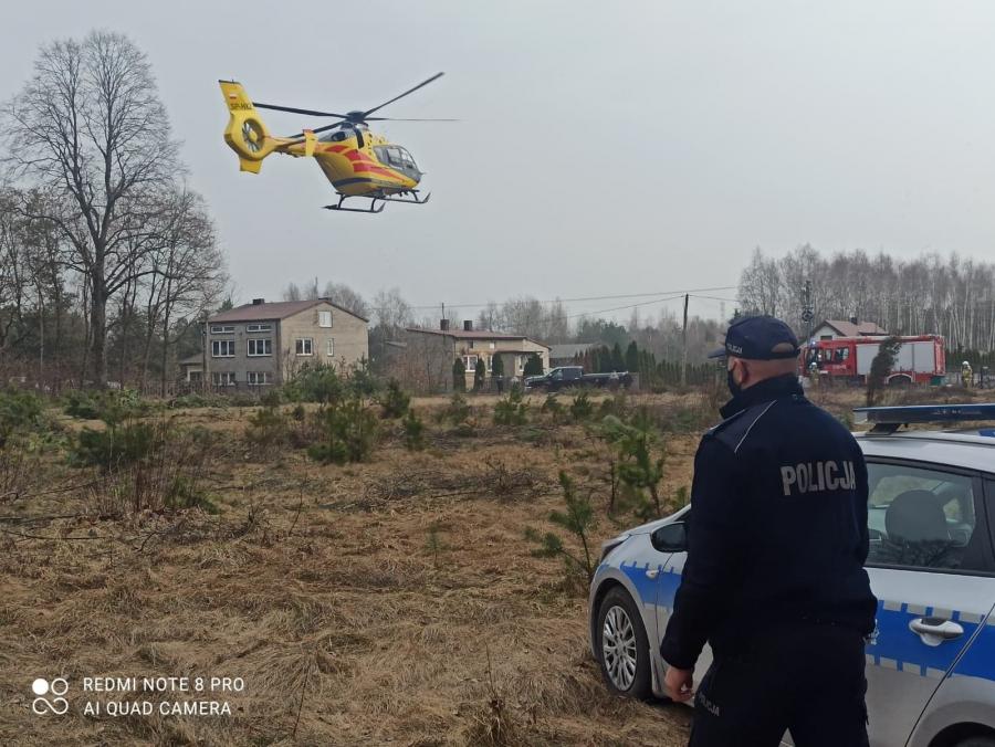 W  Lipiu w gm. Radomsko drzewo przygniotło mężczyznę. Na pomoc wezwano LPR