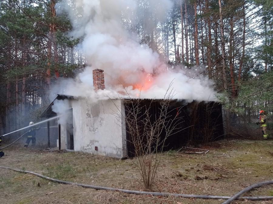 Pożar domku letniskowego w miejscowości Borki w gminie Gidle