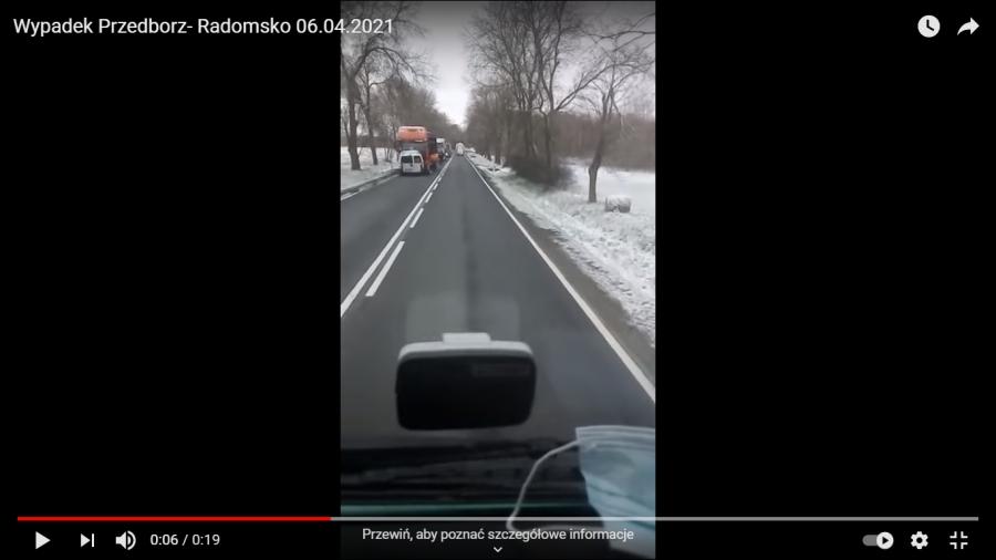 [Wideo] Czołowe zderzenie fiata doblo z TIR-em. Nie żyją dwie osoby