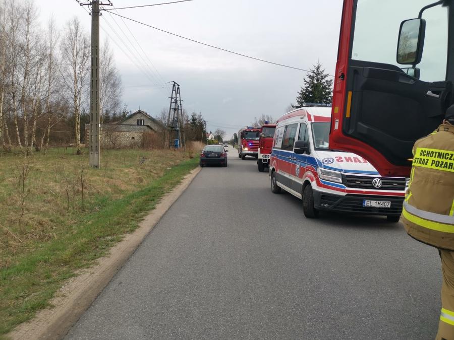 Wtorek okazał się dniem pełnym wyzwań dla strażaków. Zastąpili m.in. karetkę i gasili sadze
