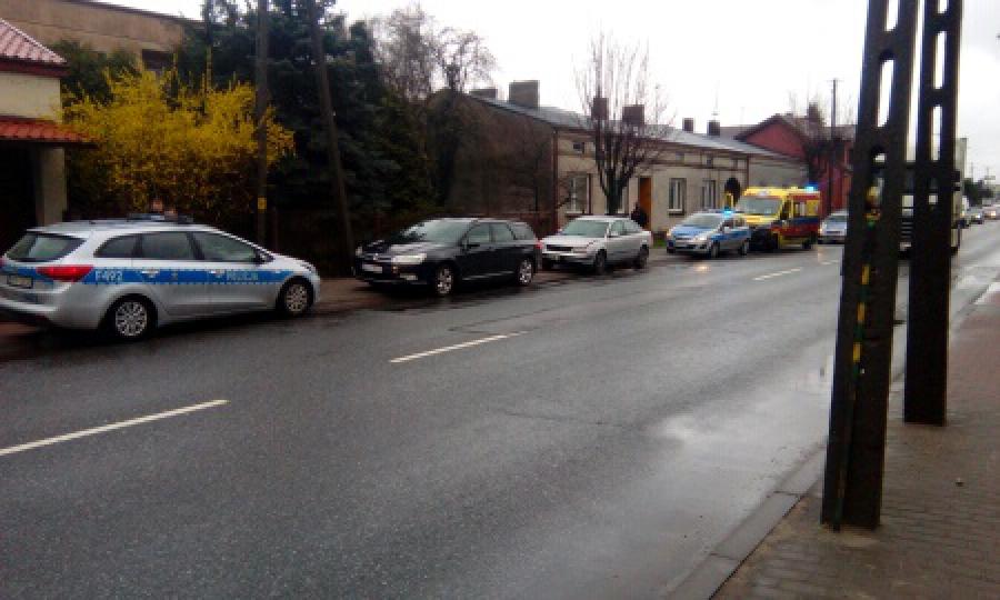 42-latek z dwoma promilami w wydychanym spowodował dwie kolizje