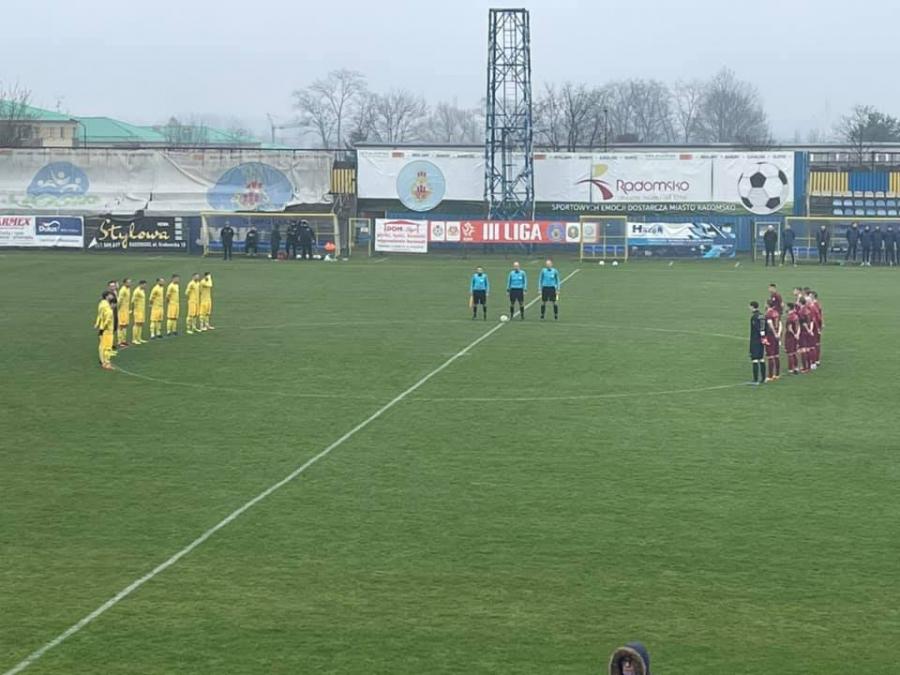 Sobotni mecz RKS - Ruch Wysokie Mazowieckie: minuta ciszy dla Przemka
