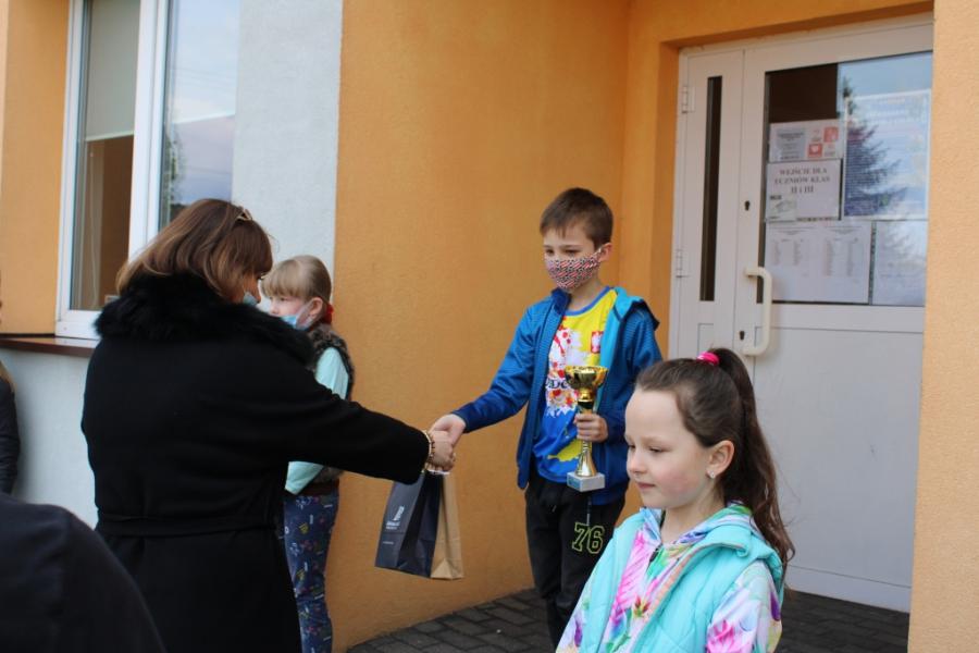 „Aktywna Szkoła run&walk 2021”. Uczniowie przeszli i przebiegli 3800 km