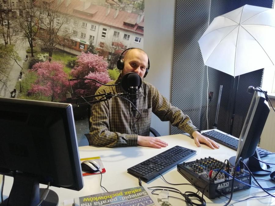 [Podcast] Era Travel zaprasza. Rusz się w majówkę. Marcin Kwarta poleca. Posłuchaj