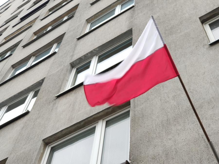 2 maja - dzisiaj dzień Biało-Czerwonej. Święto ustanowione w lutym 2004