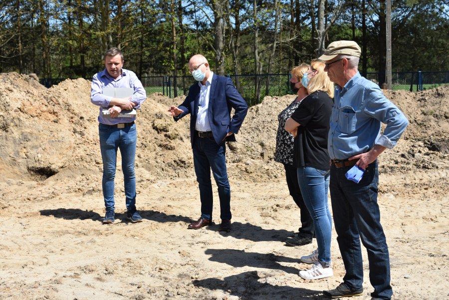 We wtorek do mieszkańców gm.Kamieńsk popłynęła woda. Zmodernizowano ujęcie
