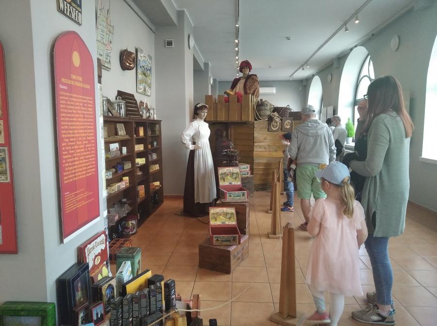 Noc Muzeów 2021 w Muzeum Regionalnym w Radomsku z wysoką frekwencją