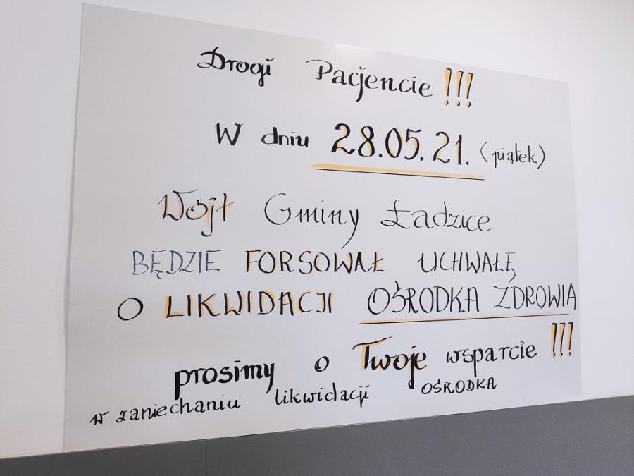 Ładzice: o 8.30 protest, o 9 Rada Społeczna, o 11.30 specjalna sesja i likwidacja przychodni
