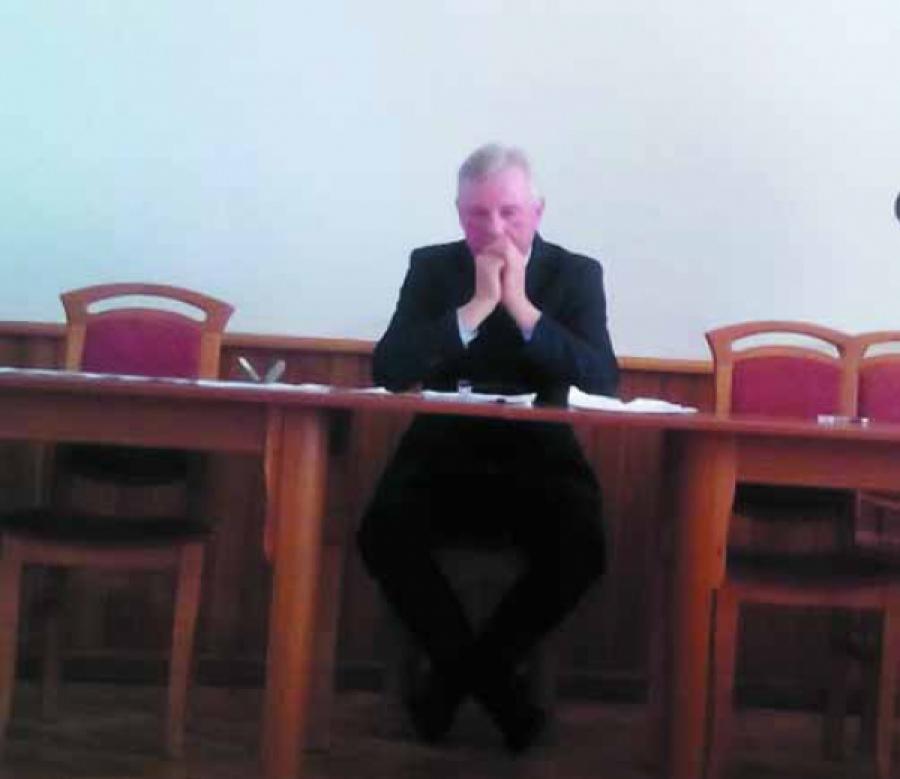 Krzysztof Zawisza dotrzymał słowa. Macewy spod kapliczki są już na przedborskim kirkucie