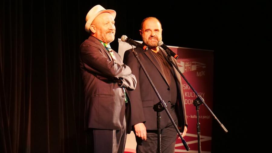 Artur Barciś i Cezary Żak w Miejskim Domu Kultury. Radomszczanie śmiali się do łez