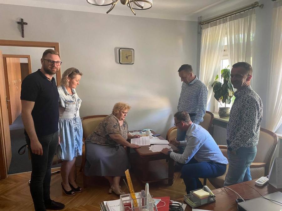 Miejscy radni KO: wyższe stawki dla strażaków i mniejsze podatki dla przedsiębiorców