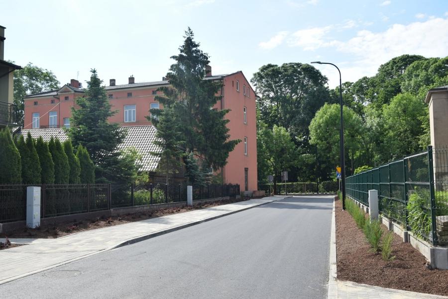 Remont ulicy Nadrzecznej na finiszu. Inwestycja kosztowała blisko milion zł