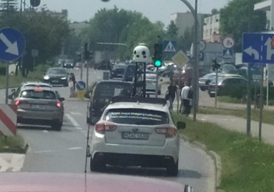 Uwaga! Dzisiaj po Radomsku jeździ samochód Google. Aktualizuje mapy