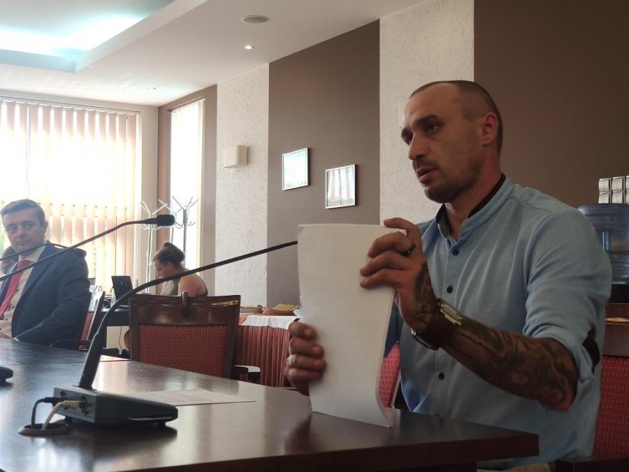 Kosowski: wystawiłem zarządowi przedsądowe wezwanie do zapłaty