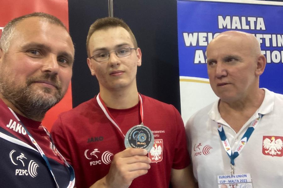 Polska z Patrykiem Barańskim w składzie na drugim miejscu [Podnoszenie ciężarów]