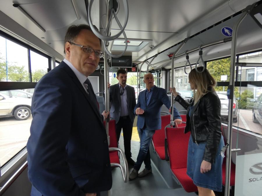 Prezydencie, prosimy nazwiska. Nie finansujmy błędów władzy z podwyżek [Komentarz]