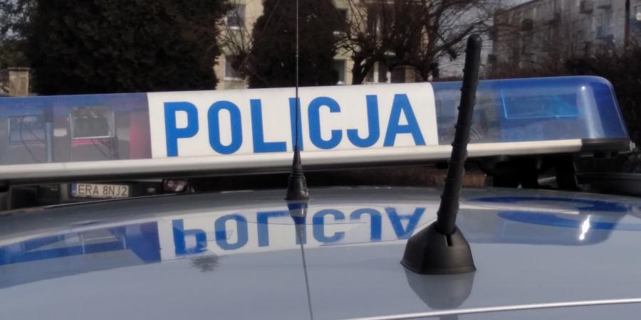 Potrącił rowerzystkę i odjechał. Bez konsekwencji. Policja szuka świadków