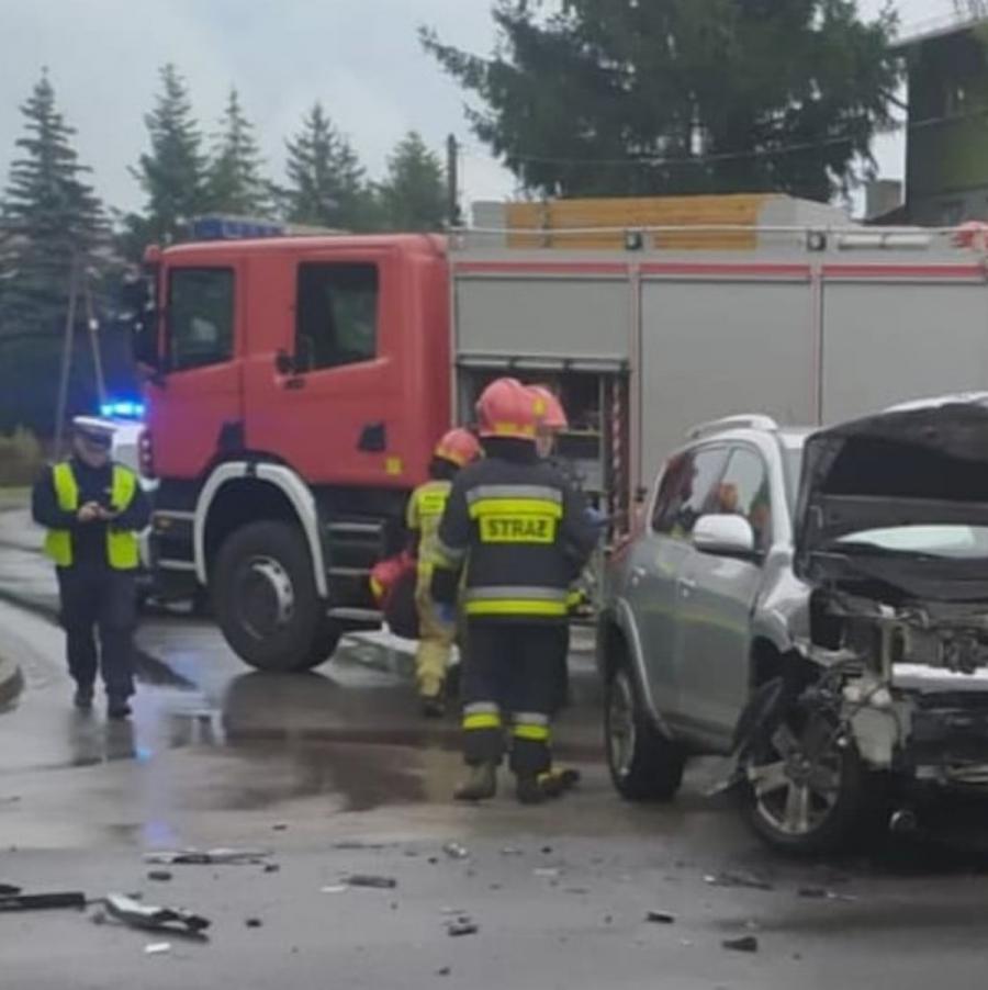 Po wypadku na skrzyżowaniu Poprzecznej z Krasickiego jedna osoba ranna