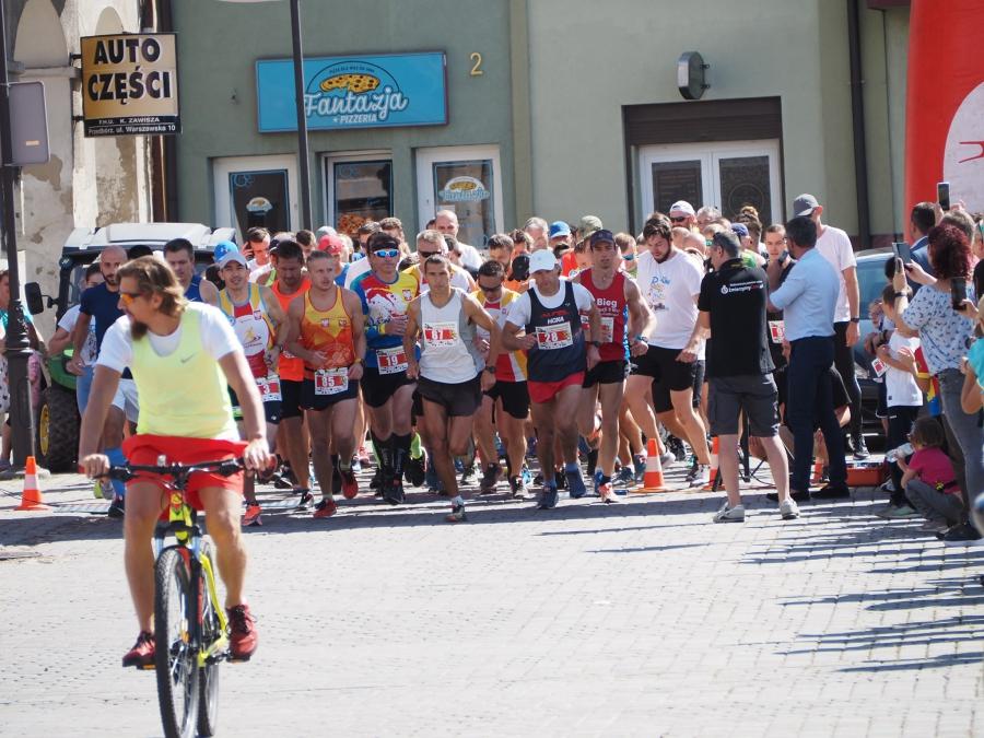 III Przedborska Dycha. Na starcie prawie 100 biegaczy