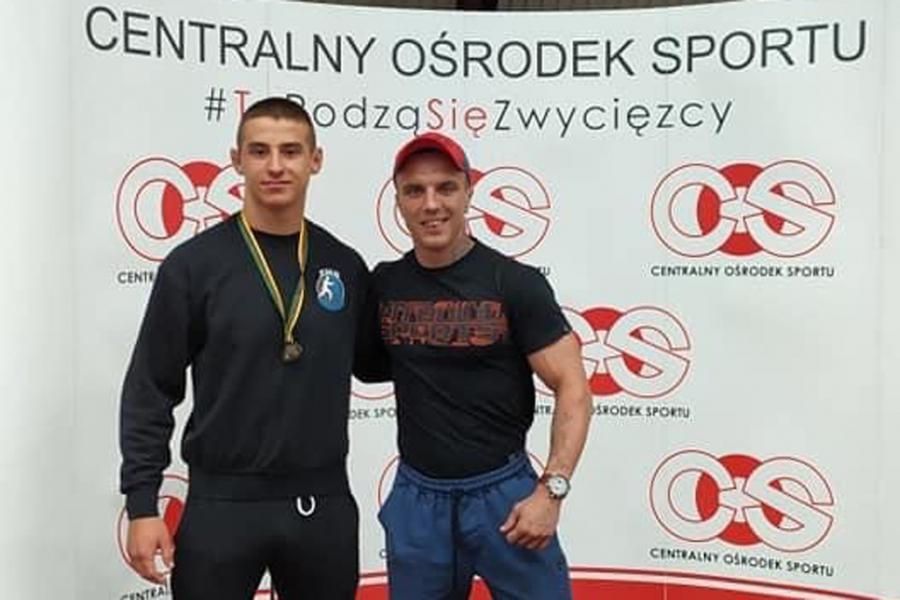 Kilkanaście medale sztangistów i zapaśników z ULMKS Radomsko i LZS Dobryszyce