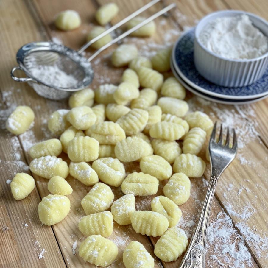 Gnocchi, czyli włoskie kopytka. Przepisy Kasi Nowickiej  [PlateByKate.com]